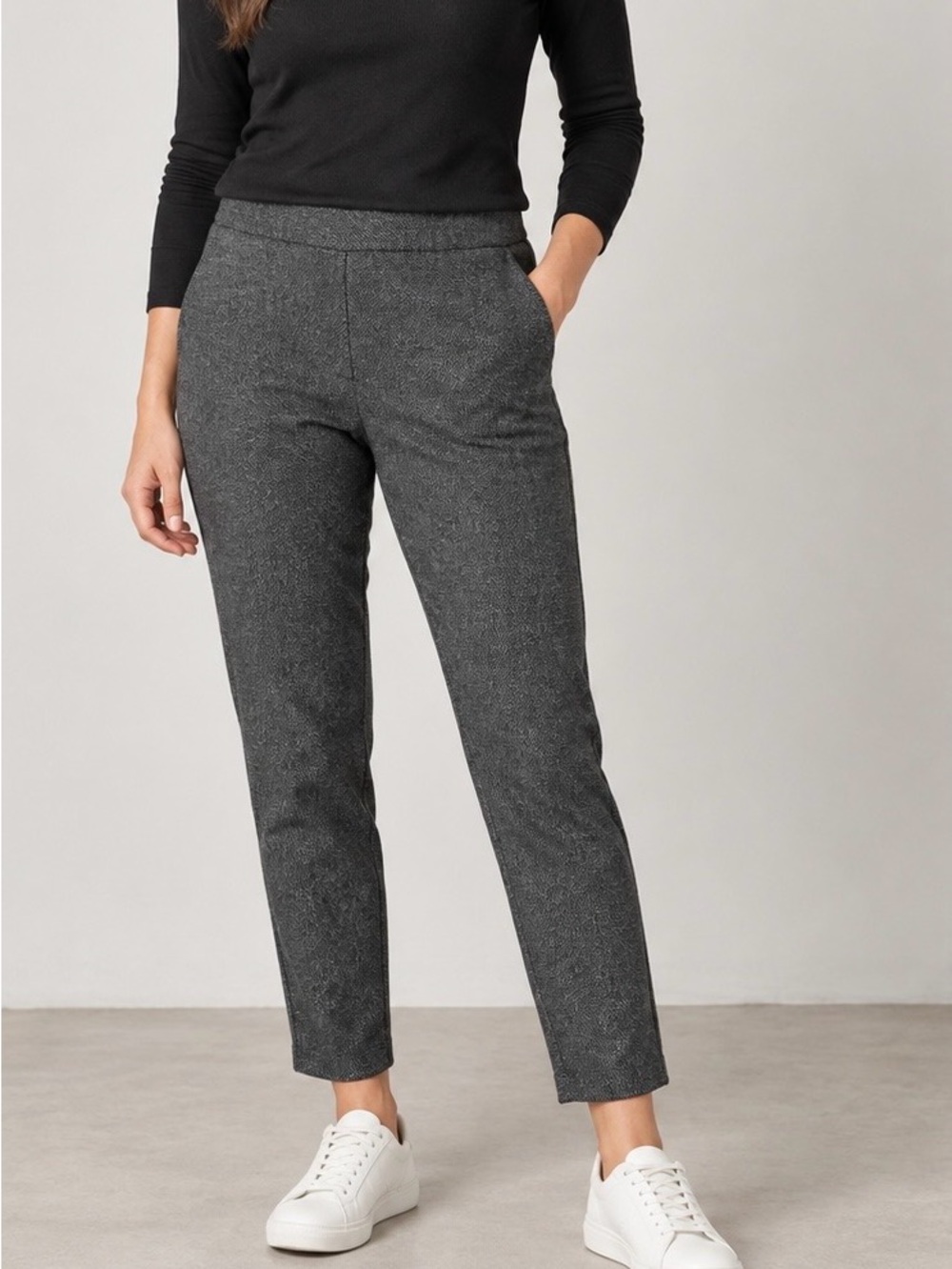Babaton Artizia Gray pants Size 4